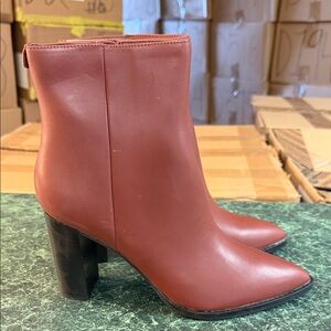 Calvin Klein Women's Burgundy Pointed Toe Ankle Boots
